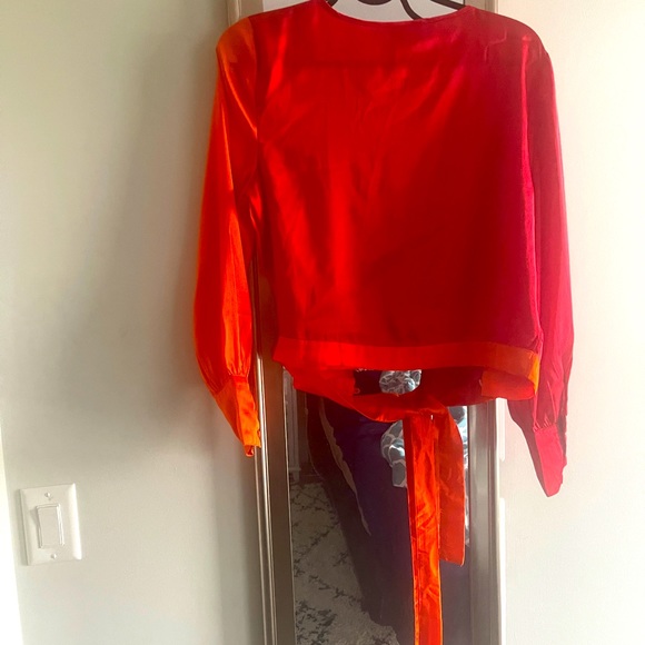 TOPSHOP satin blouse- fits M - Picture 2 of 2